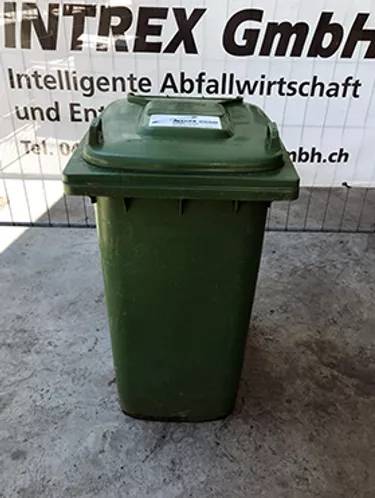 Recycling: Rollkübel Grün